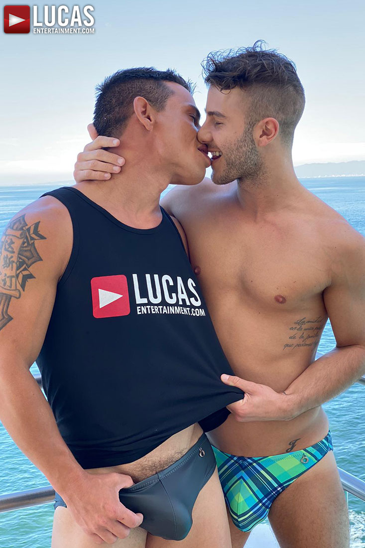 Brent Everett and Allen King 01, Gay Porn Models In Mexico, Lucas Entertainment Gay Bareback Porn Production